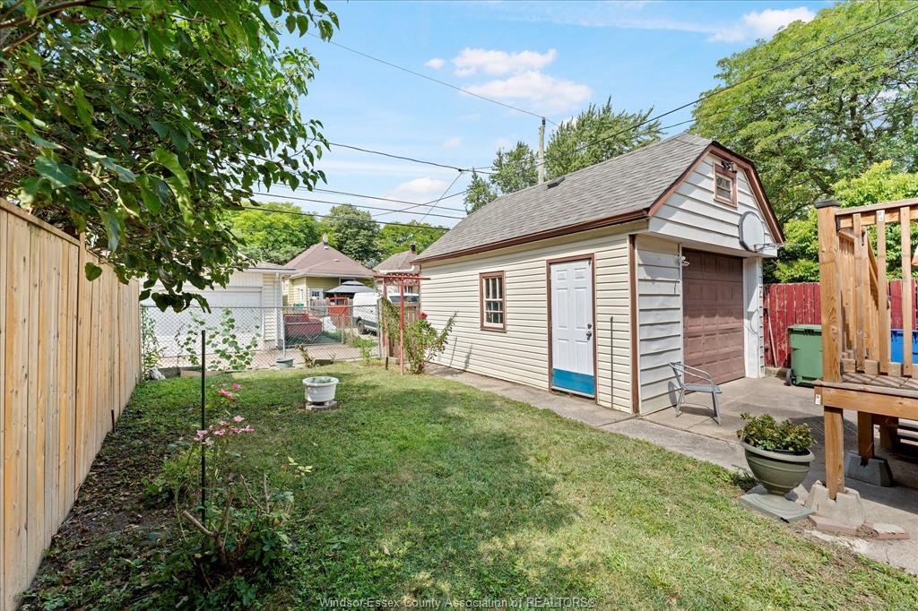 1437 Windermere, Windsor, ON