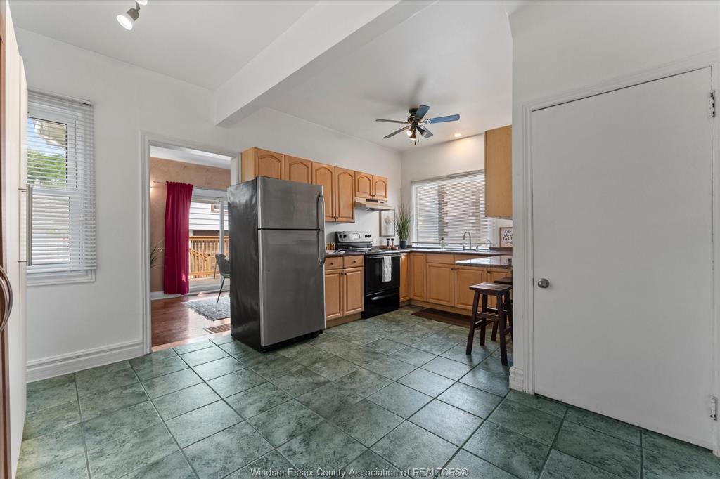 1437 Windermere, Windsor, ON
