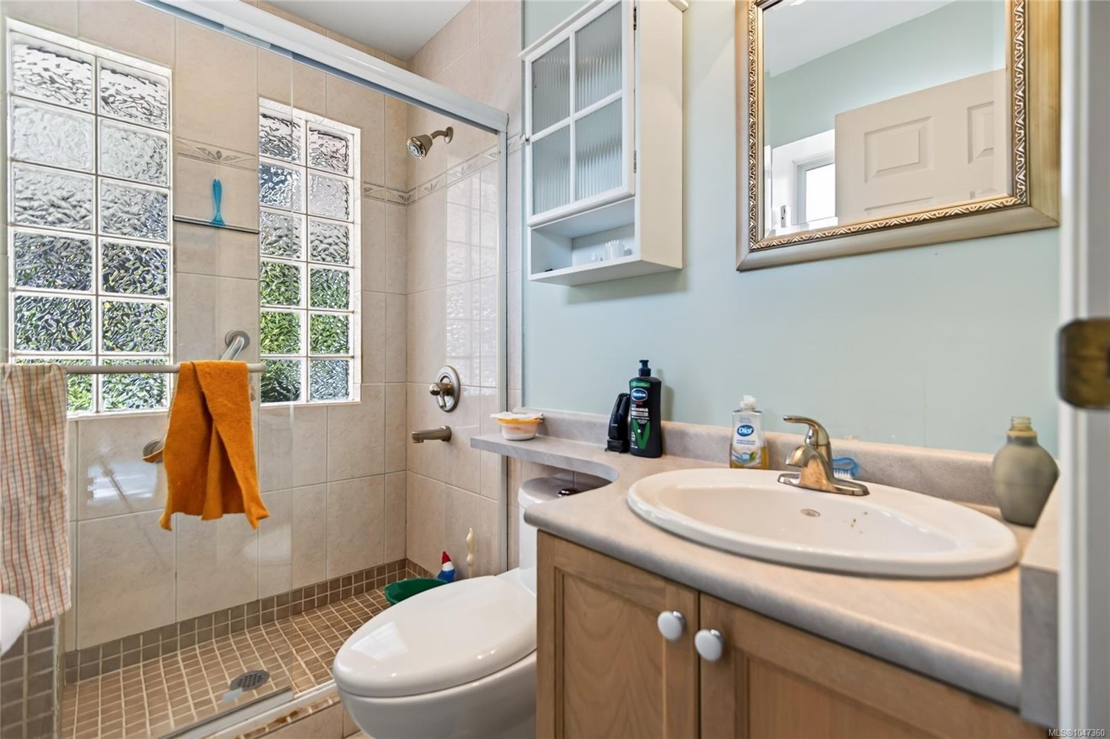 2193 Cardinal Pl, Comox, BC