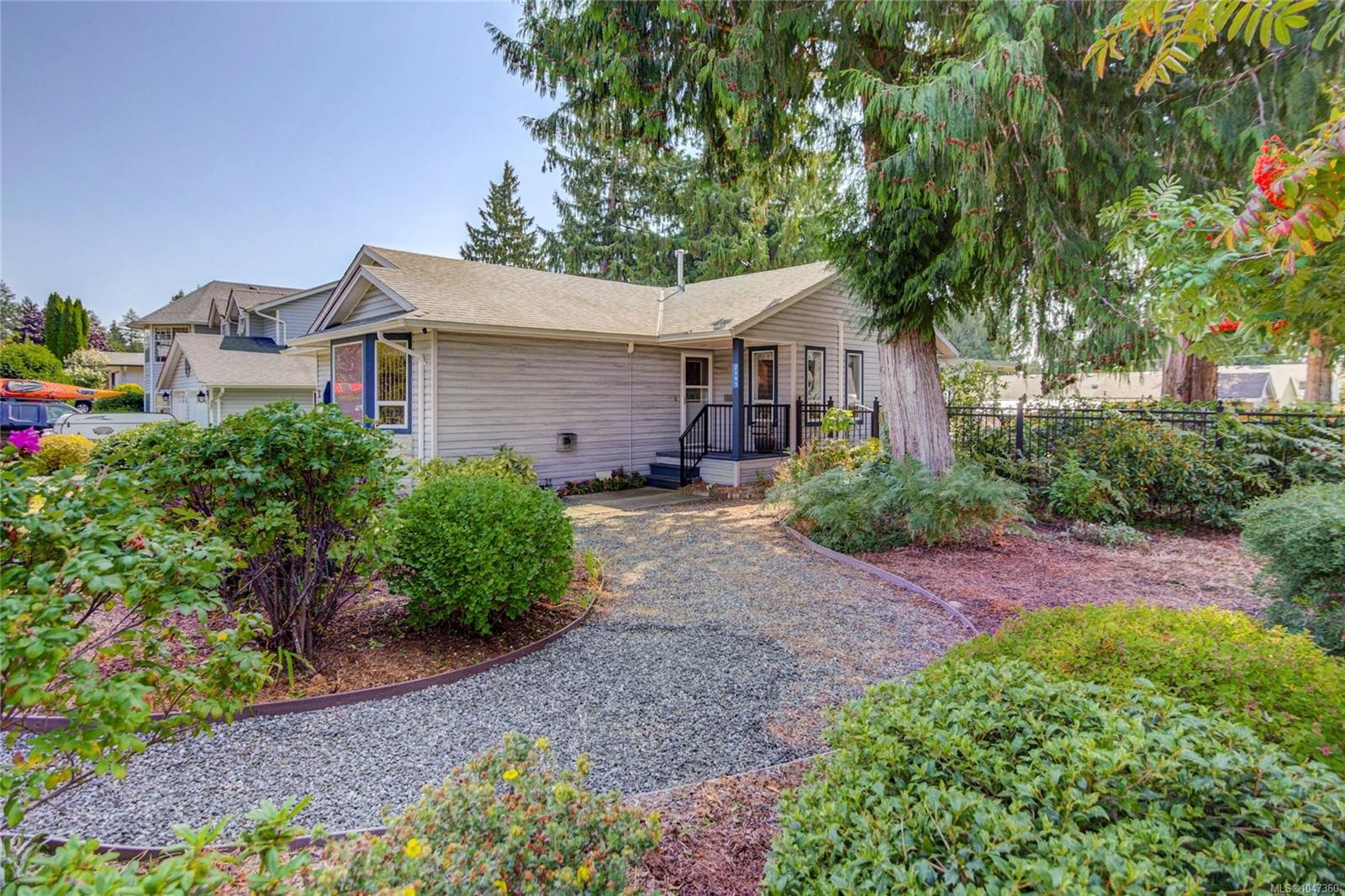 2193 Cardinal Pl, Comox, BC