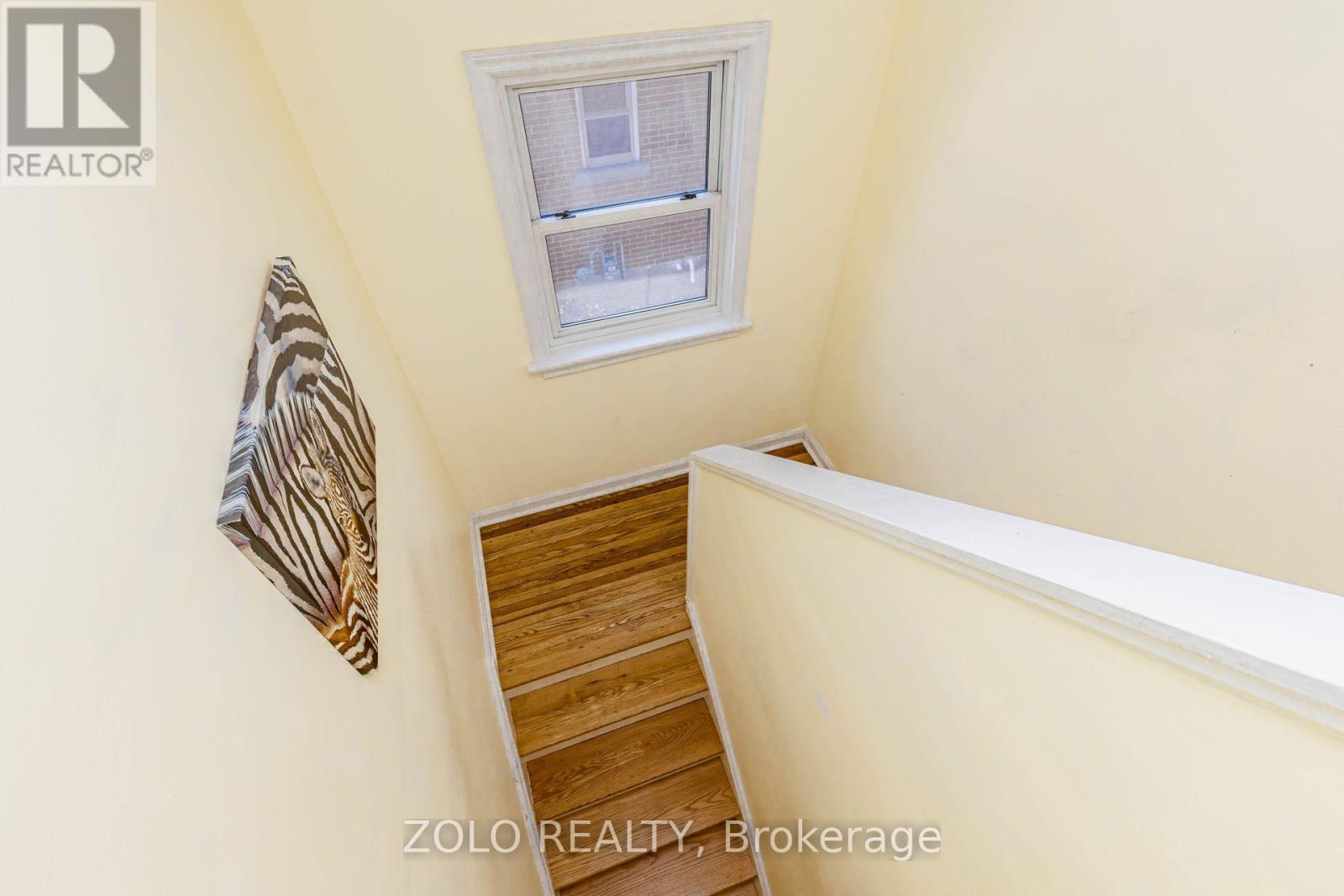 236 Parkdale Avenue S, Hamilton, ON - Indoor Photo Showing Other Room