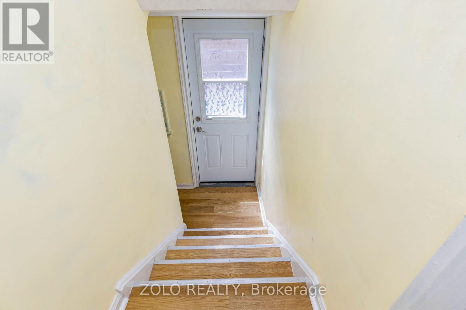 236 Parkdale Avenue S, Hamilton, ON - Indoor Photo Showing Other Room