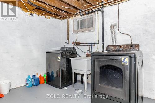 236 Parkdale Avenue S, Hamilton, ON - Indoor Photo Showing Laundry Room
