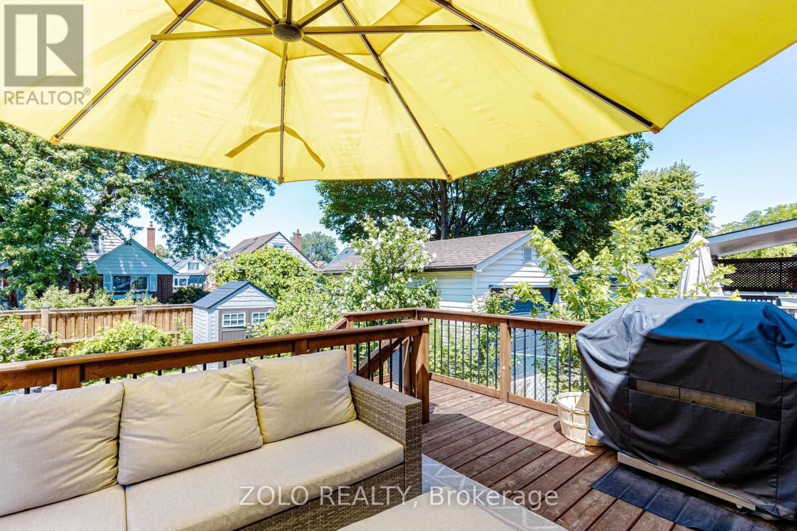 236 Parkdale Avenue S, Hamilton, ON - Outdoor With Deck Patio Veranda With Exterior