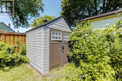 236 Parkdale Avenue S, Hamilton, ON - Outdoor