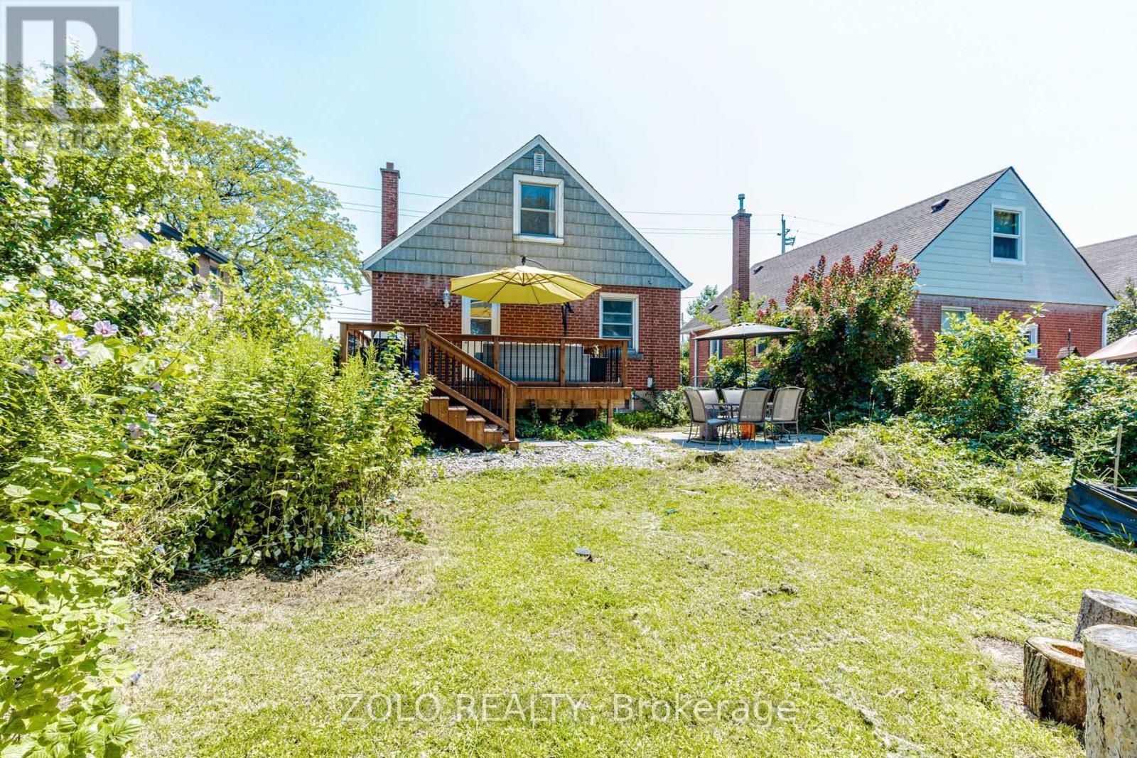 236 Parkdale Avenue S, Hamilton, ON - Outdoor With Deck Patio Veranda