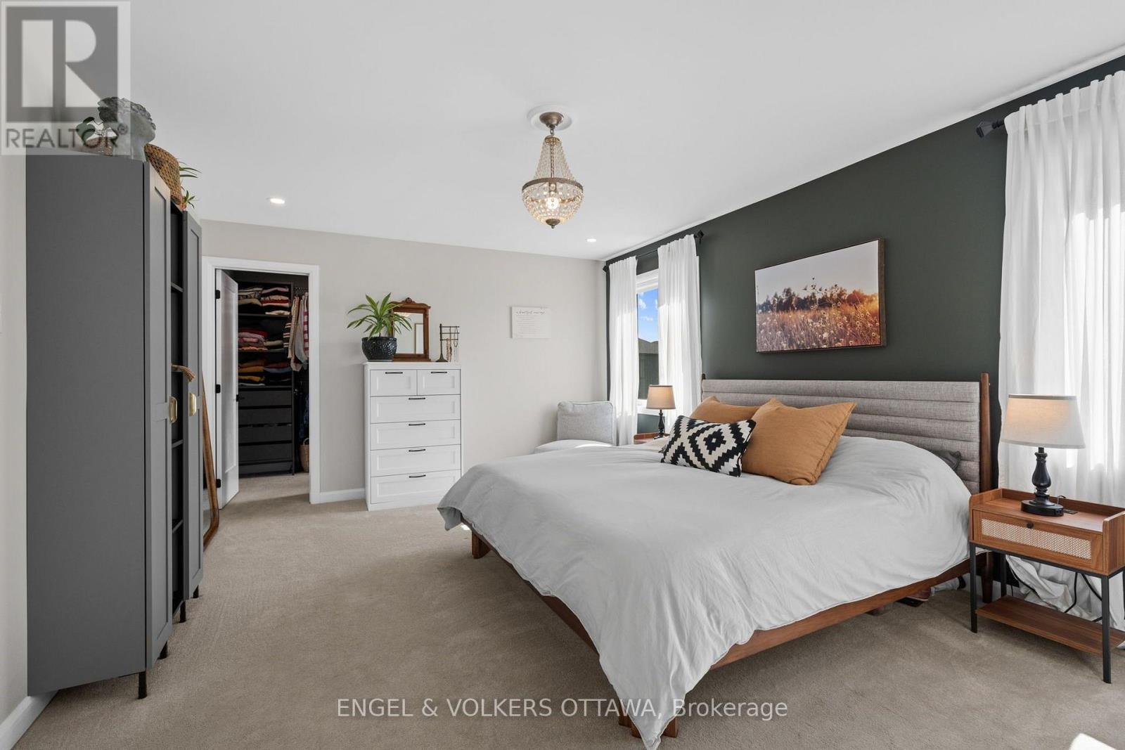 720 Coast Circle, Ottawa, ON - Indoor Photo Showing Bedroom