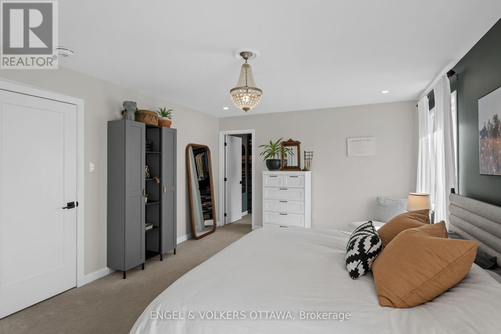 720 Coast Circle, Ottawa, ON - Indoor