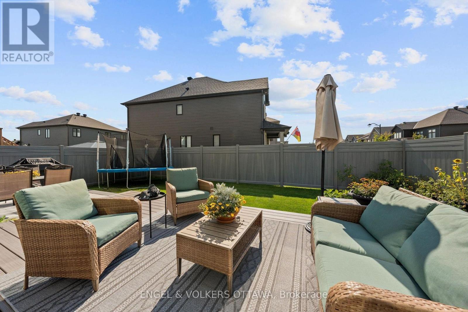 720 Coast Circle, Ottawa, ON - Outdoor With Deck Patio Veranda With Exterior