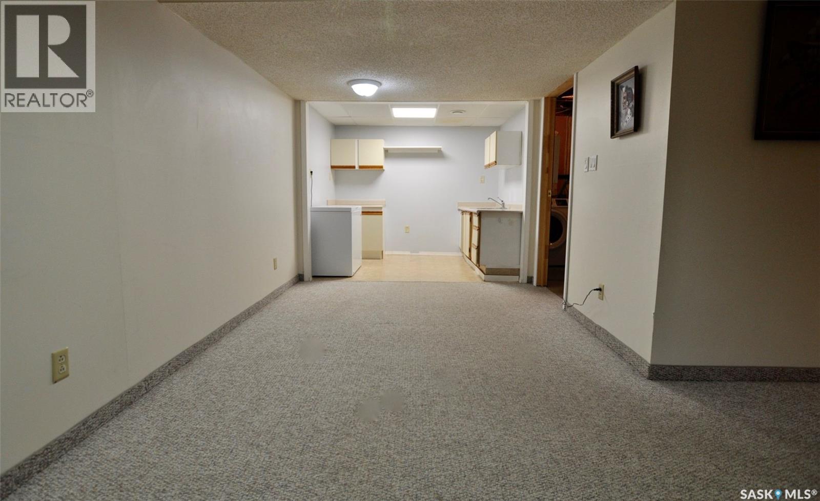 407 Wathaman Crescent, Saskatoon, SK - Indoor Photo Showing Other Room
