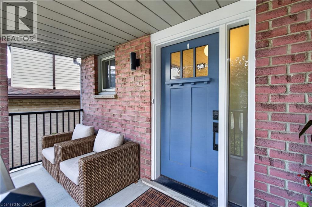 171 Golfwood Drive, Hamilton, ON - Outdoor With Exterior