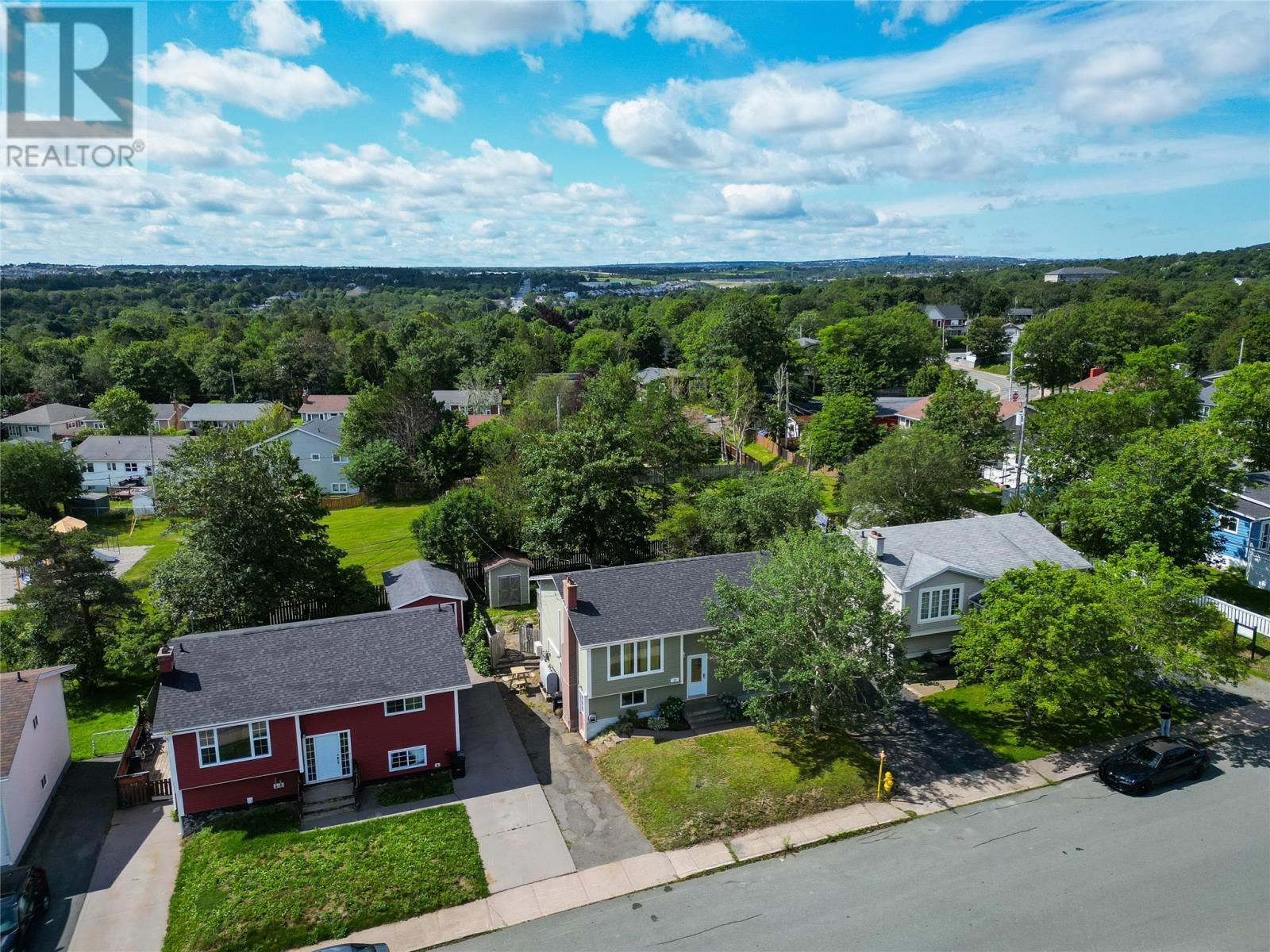 Established neighbourhood close to amenities - 22 Holbrook Avenue, St. John'S, NL - Outdoor With View