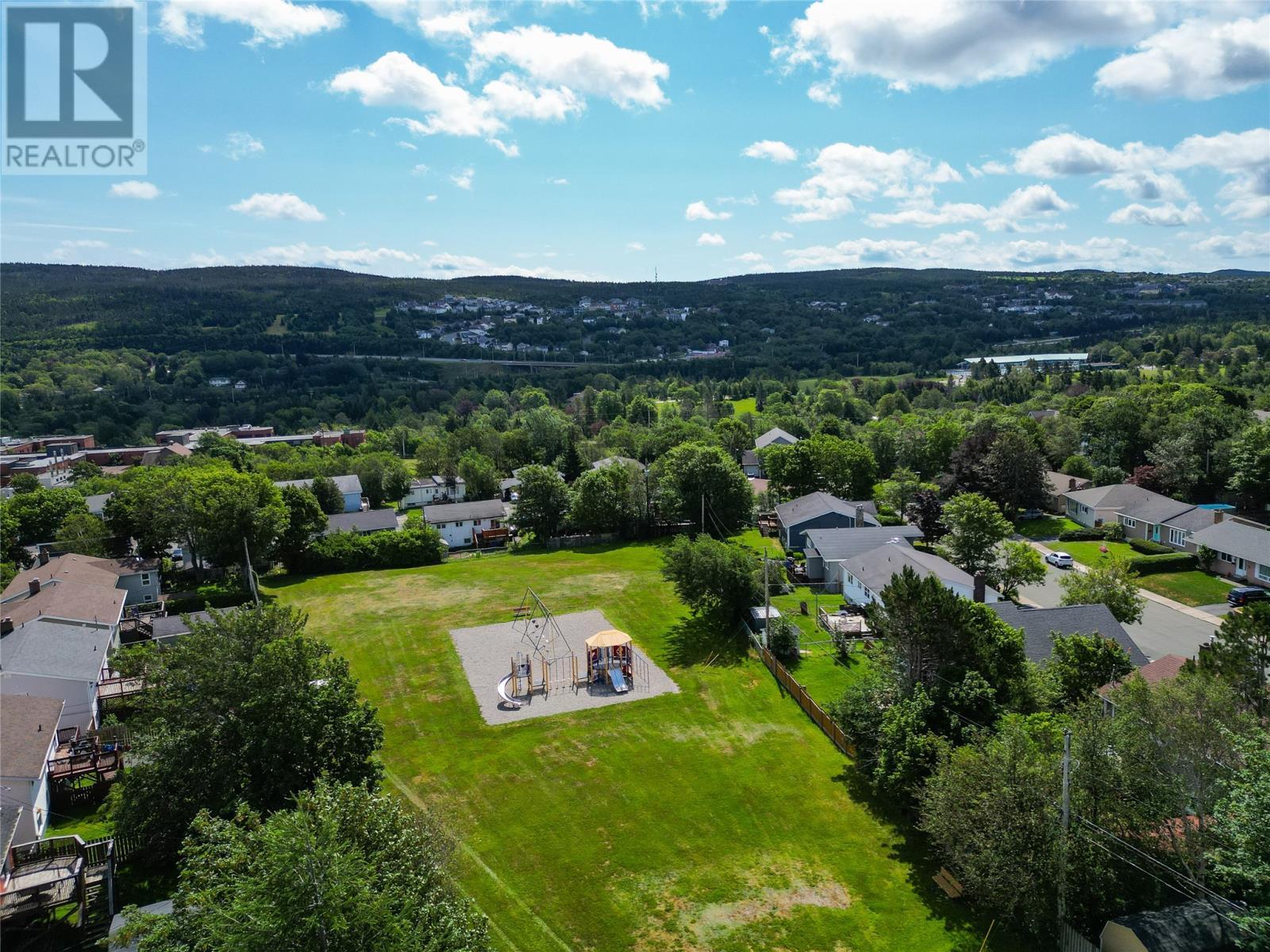 Green space right at your doorstep - 22 Holbrook Avenue, St. John'S, NL - Outdoor With View