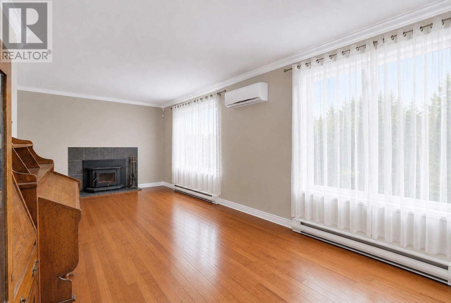26 Lloyd Crescent, St. John'S, NL