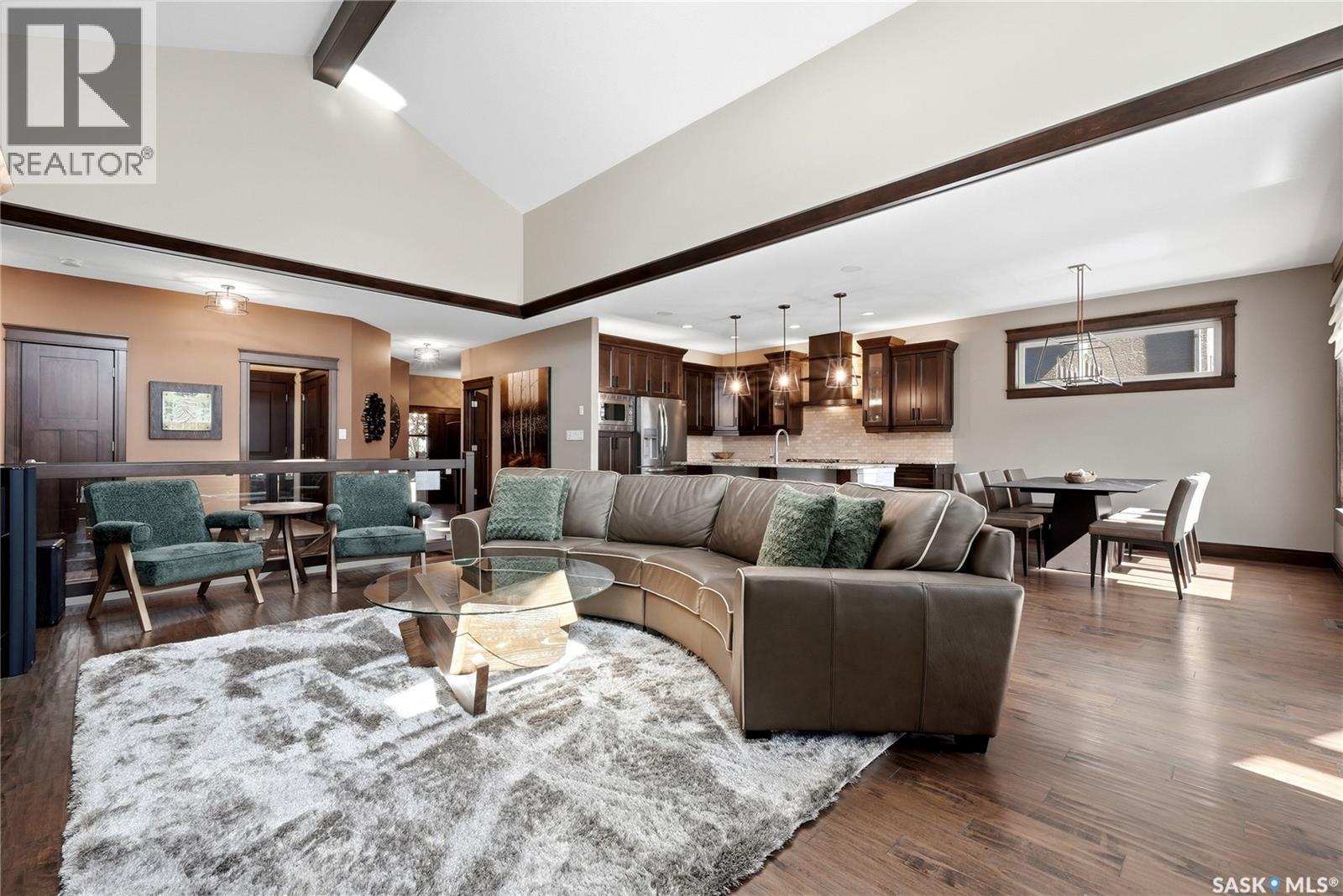 3902 Goldfinch Way, Regina, SK - Indoor Photo Showing Living Room