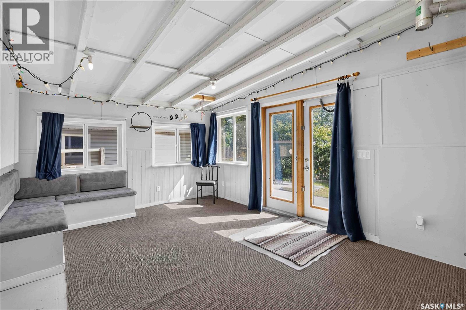 738 Weldon Avenue, Saskatoon, SK - Indoor Photo Showing Other Room