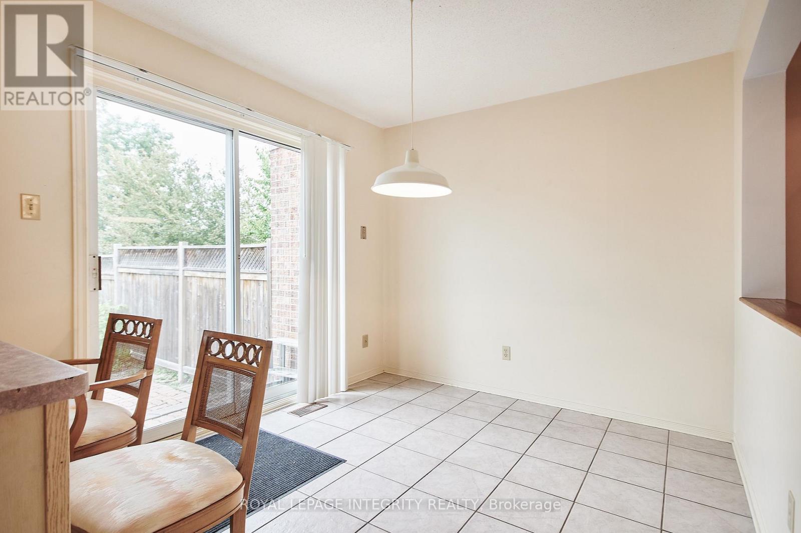 eat-in area - 51 Havenhurst Crescent, Ottawa, ON - Indoor Photo Showing Dining Room