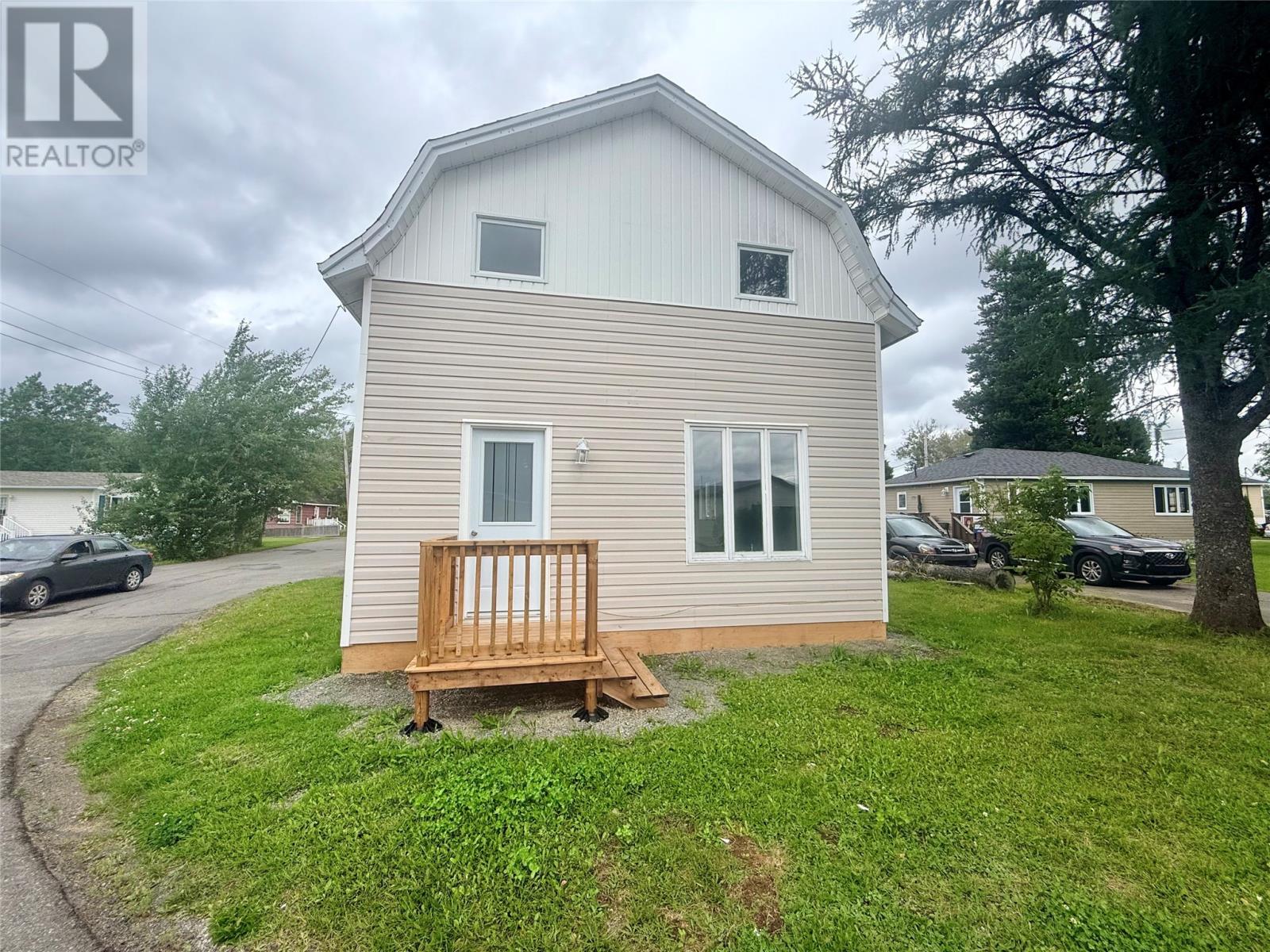 2 Eighteenth Avenue, Grand Falls-Windsor, NL - Outdoor