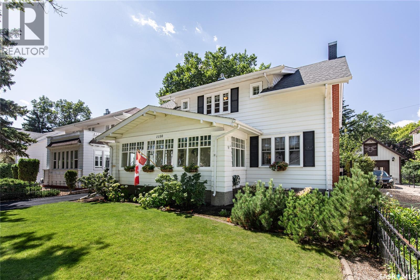 1150 2Nd Avenue Nw, Moose Jaw, SK - Outdoor