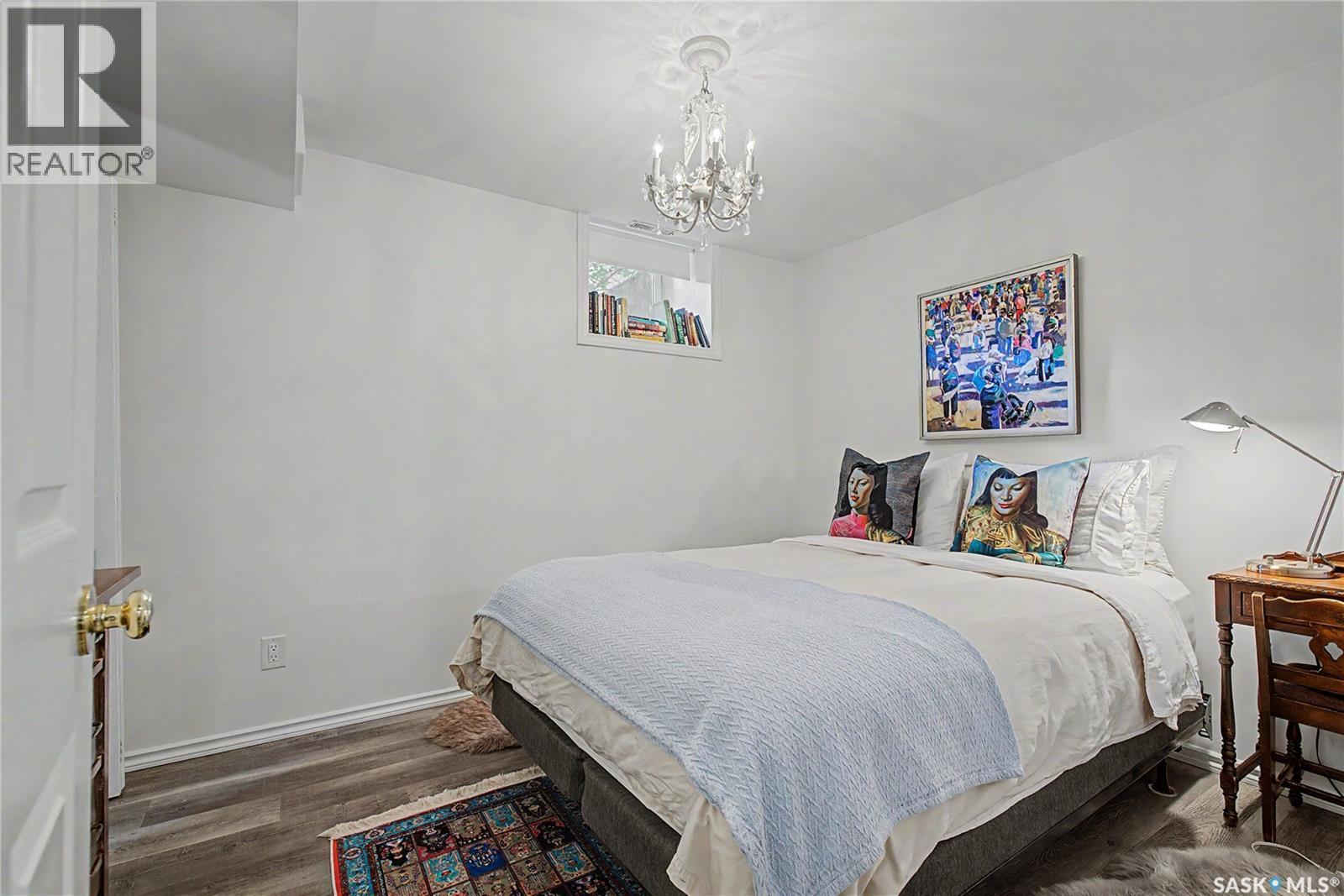 1150 2Nd Avenue Nw, Moose Jaw, SK - Indoor Photo Showing Bedroom