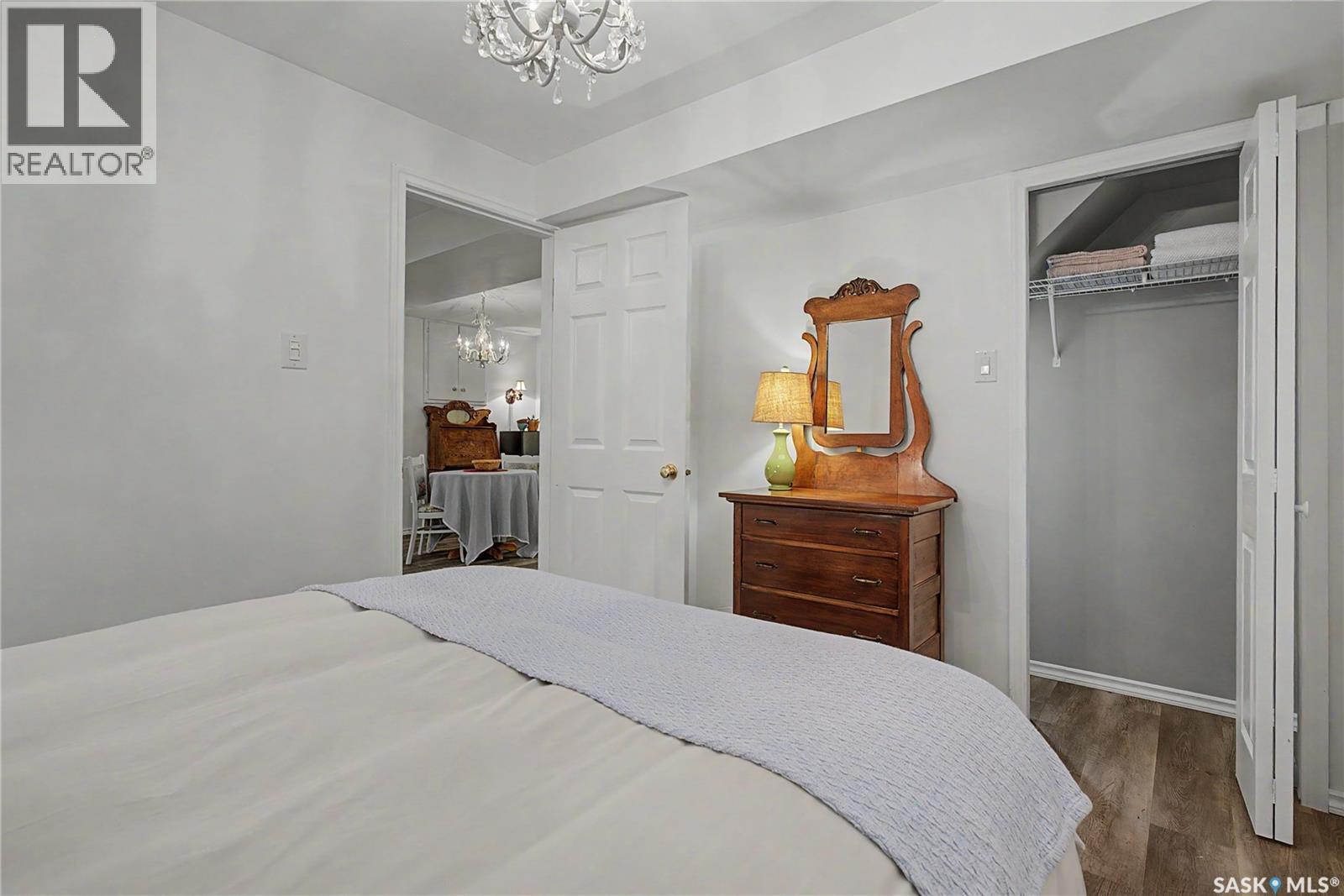 1150 2Nd Avenue Nw, Moose Jaw, SK - Indoor Photo Showing Bedroom