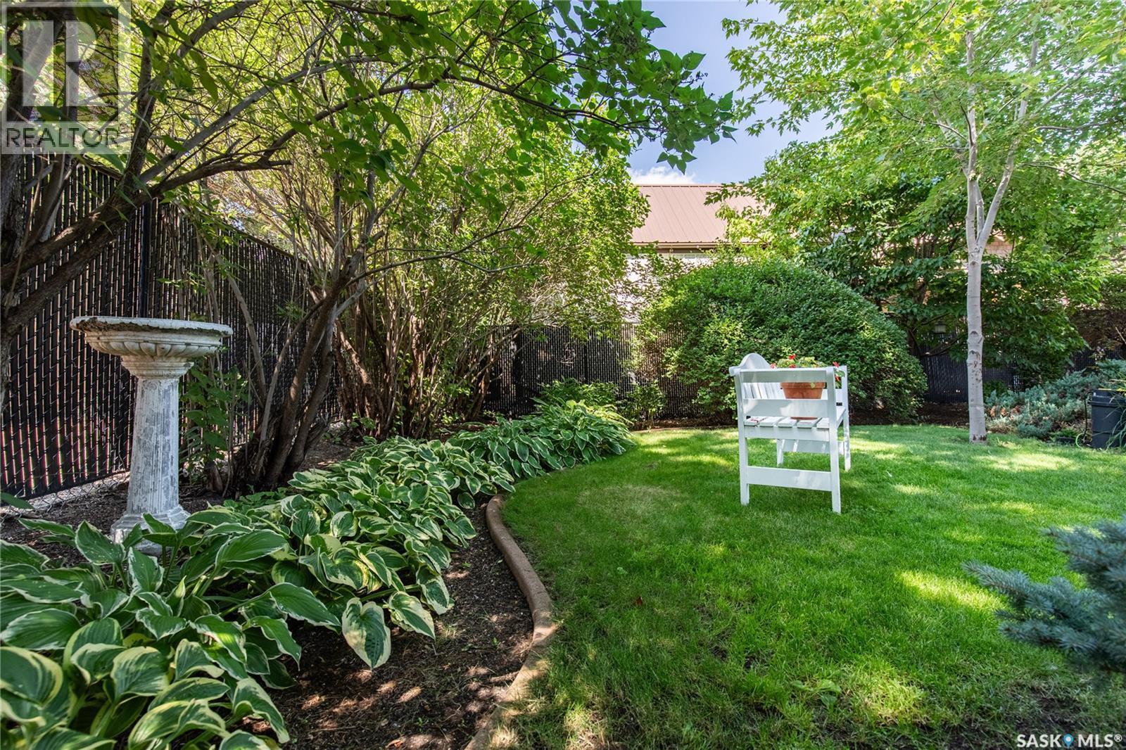 1150 2Nd Avenue Nw, Moose Jaw, SK - Outdoor