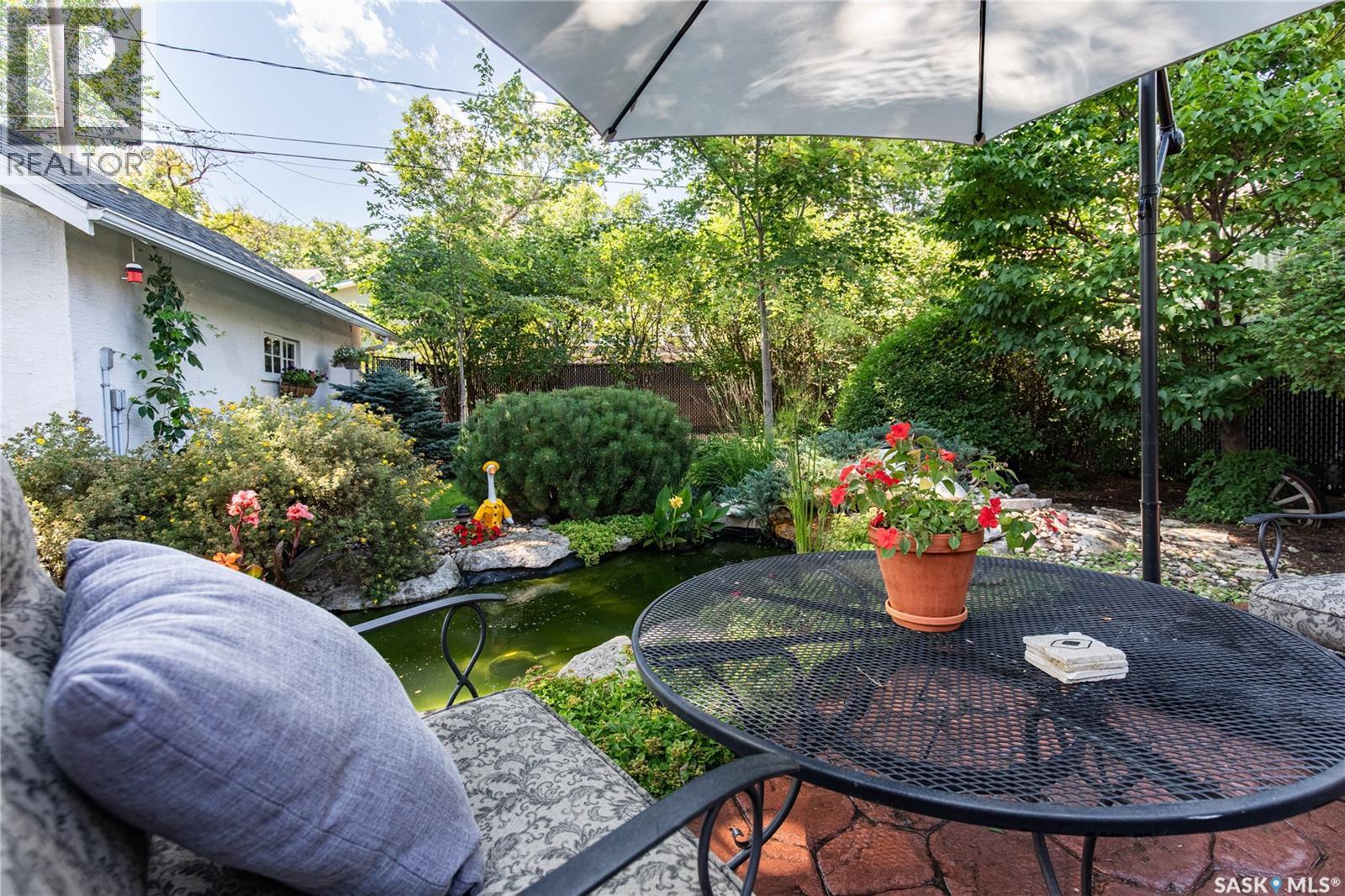 1150 2Nd Avenue Nw, Moose Jaw, SK - Outdoor