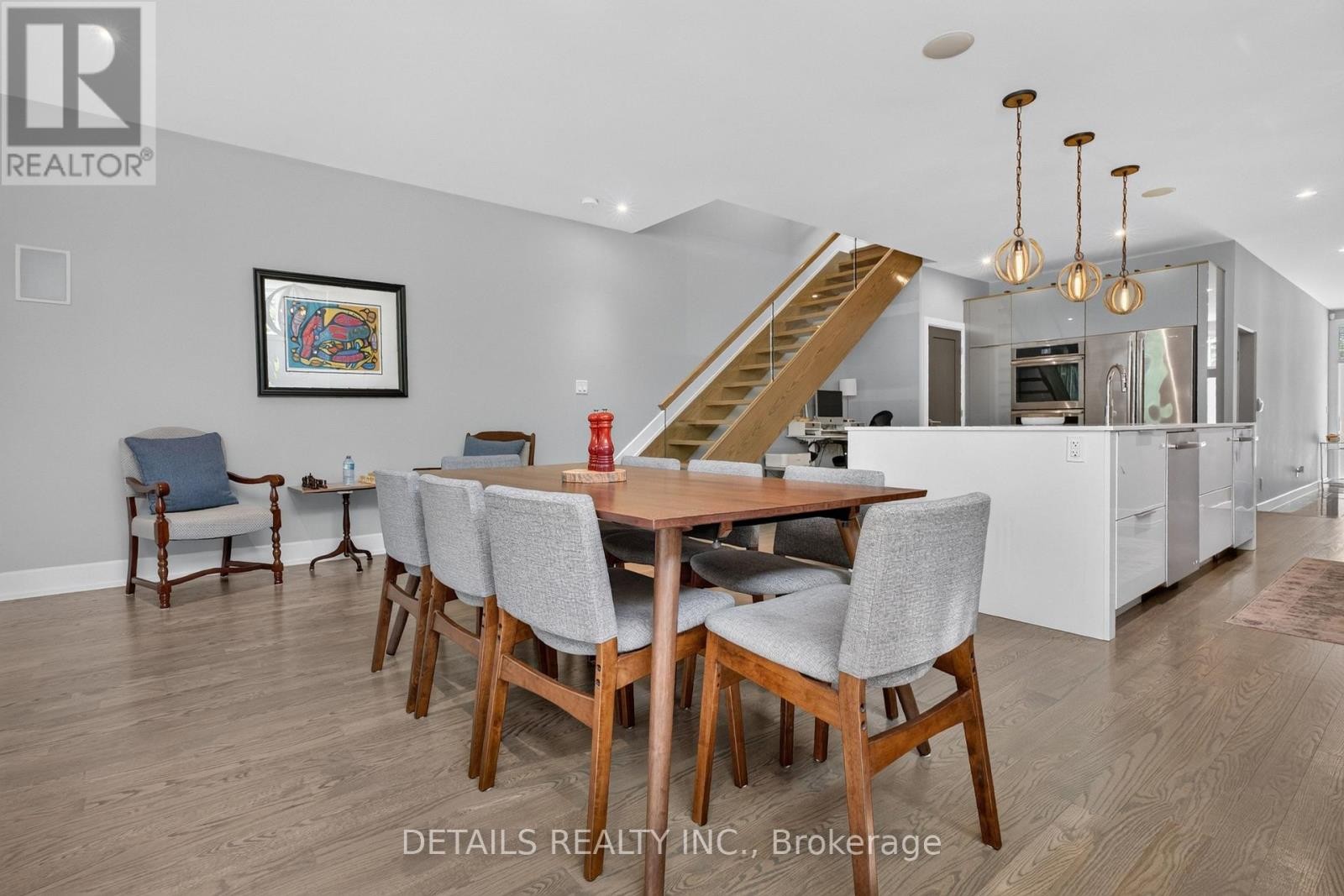296 Kirchoffer Avenue, Ottawa, ON