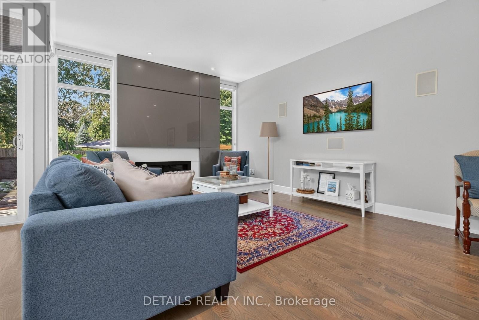 296 Kirchoffer Avenue, Ottawa, ON