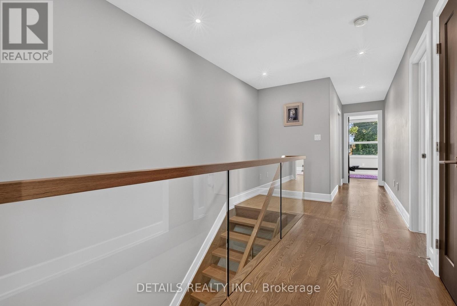 296 Kirchoffer Avenue, Ottawa, ON