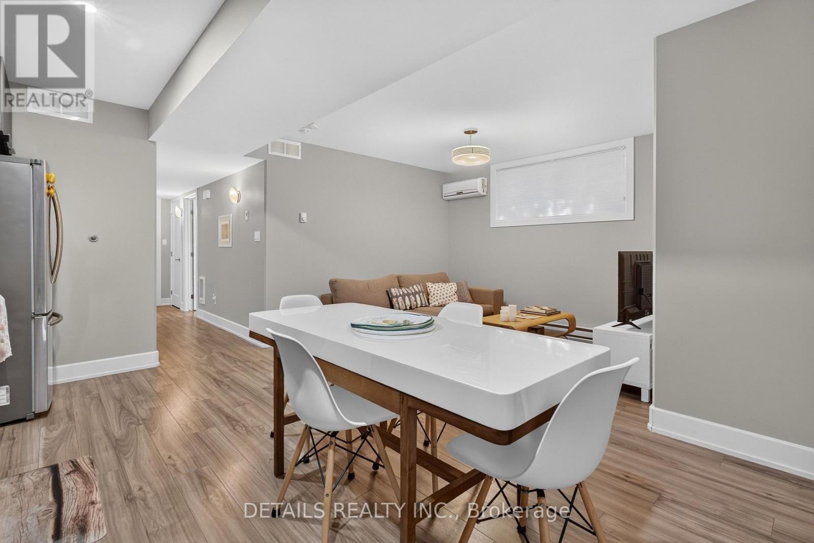 296 Kirchoffer Avenue, Ottawa, ON