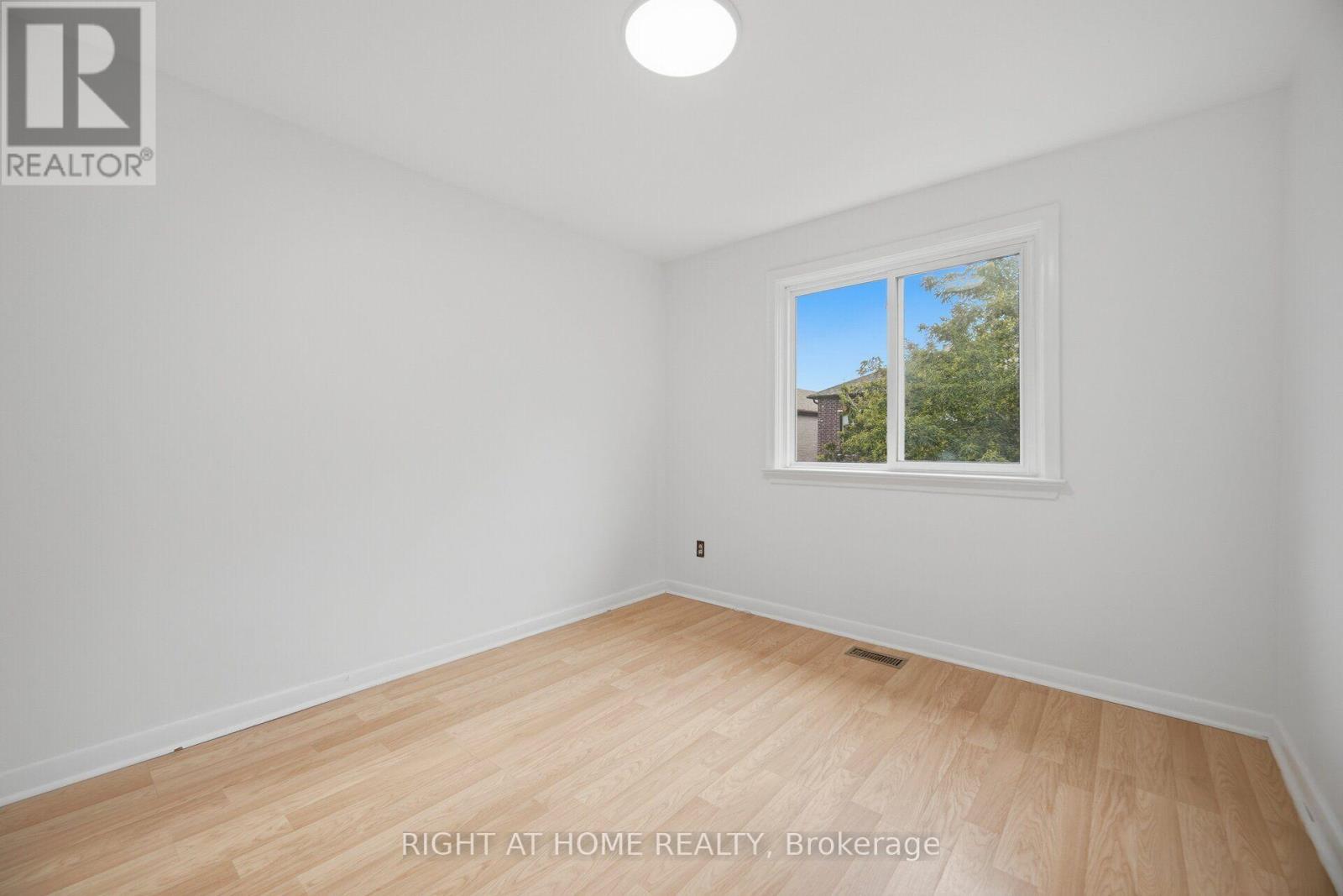 36 Rushley Drive, Toronto, ON - Indoor Photo Showing Other Room