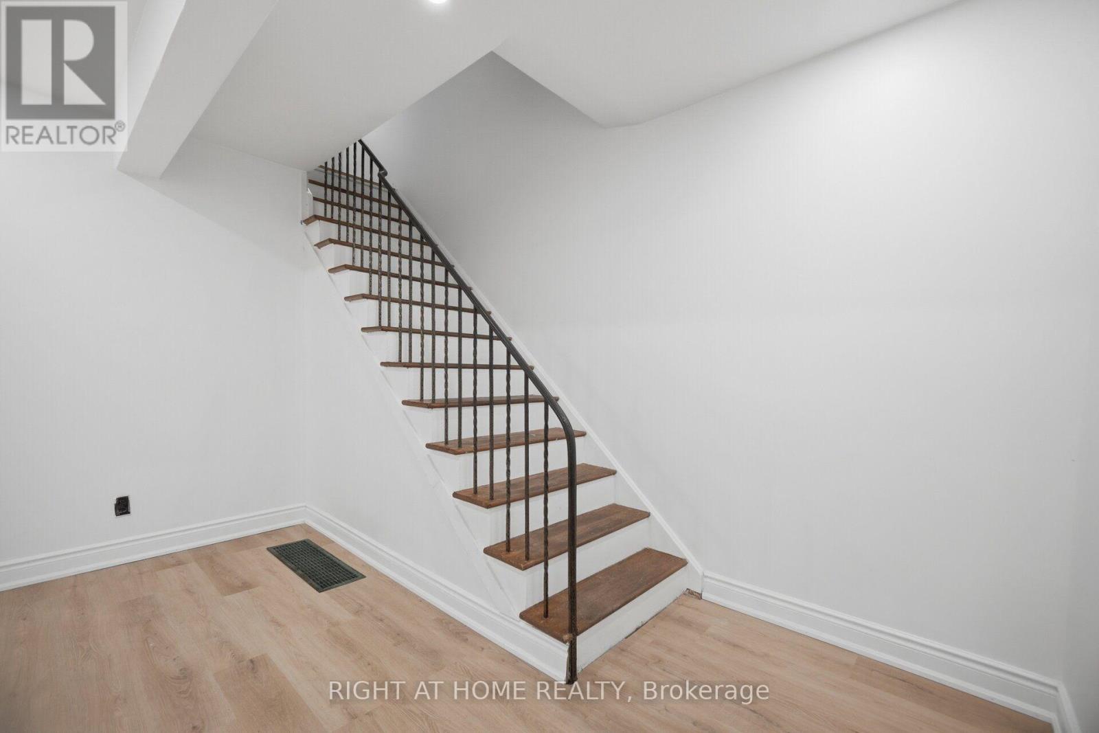 36 Rushley Drive, Toronto, ON - Indoor Photo Showing Other Room