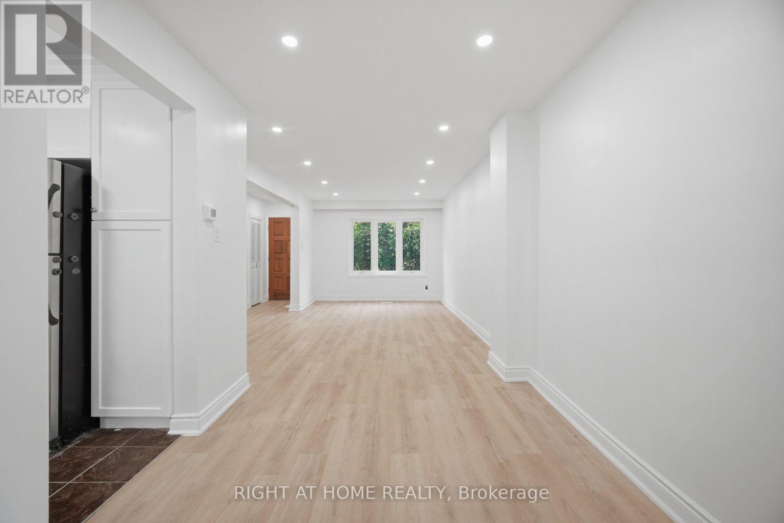 36 Rushley Drive, Toronto, ON - Indoor Photo Showing Other Room