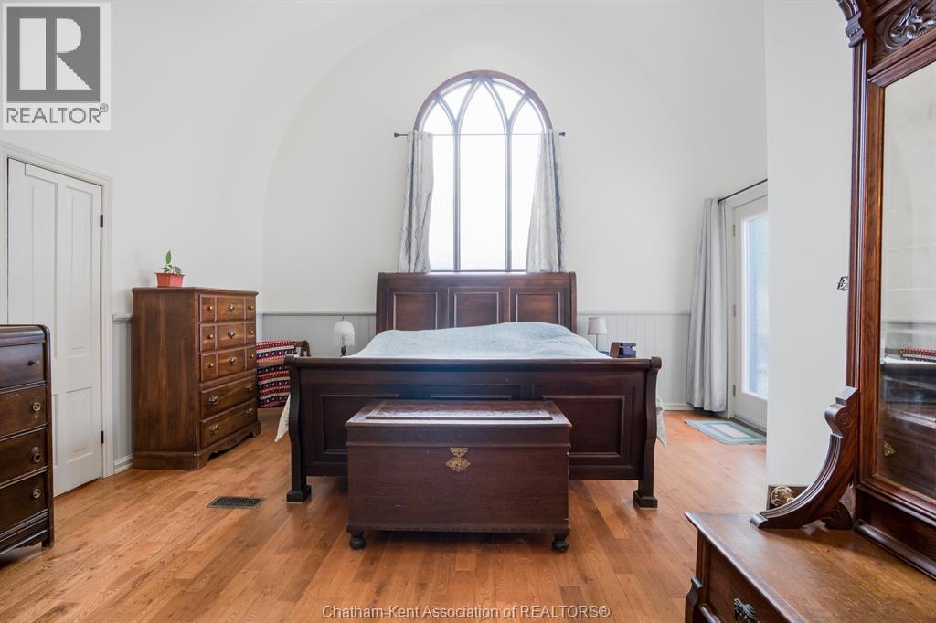 203 Mcintyre Street, Dutton, ON - Indoor Photo Showing Bedroom