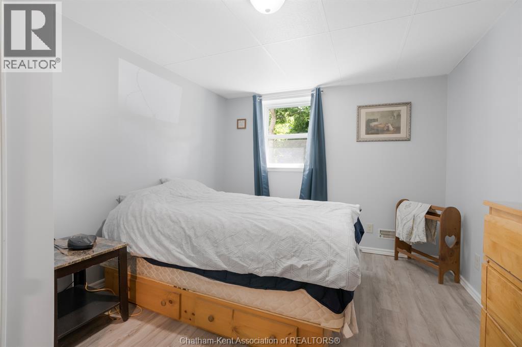 203 Mcintyre Street, Dutton, ON - Indoor Photo Showing Bedroom