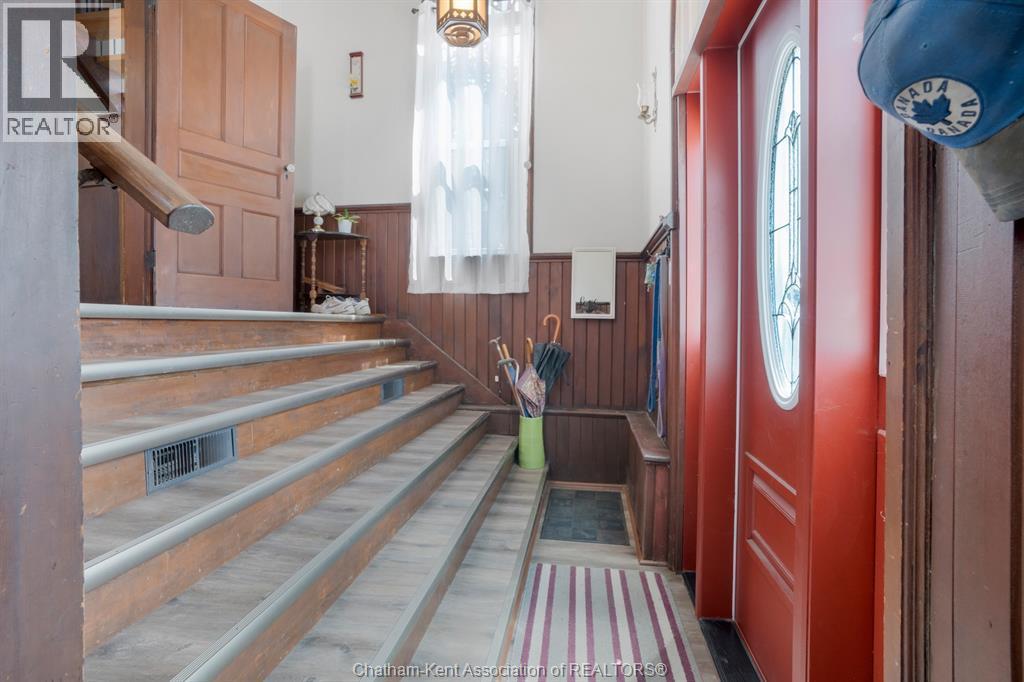 203 Mcintyre Street, Dutton, ON - Indoor Photo Showing Other Room