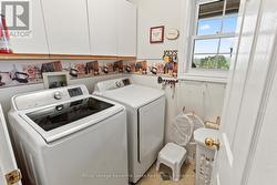 Mainfloor  Laundry - 
