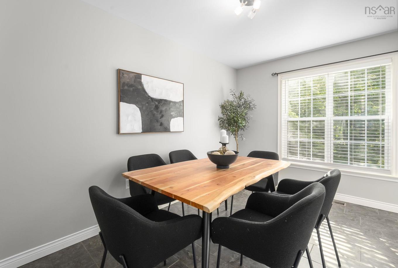 68 Seth Aaron Drive, Halifax, NS - Indoor Photo Showing Dining Room