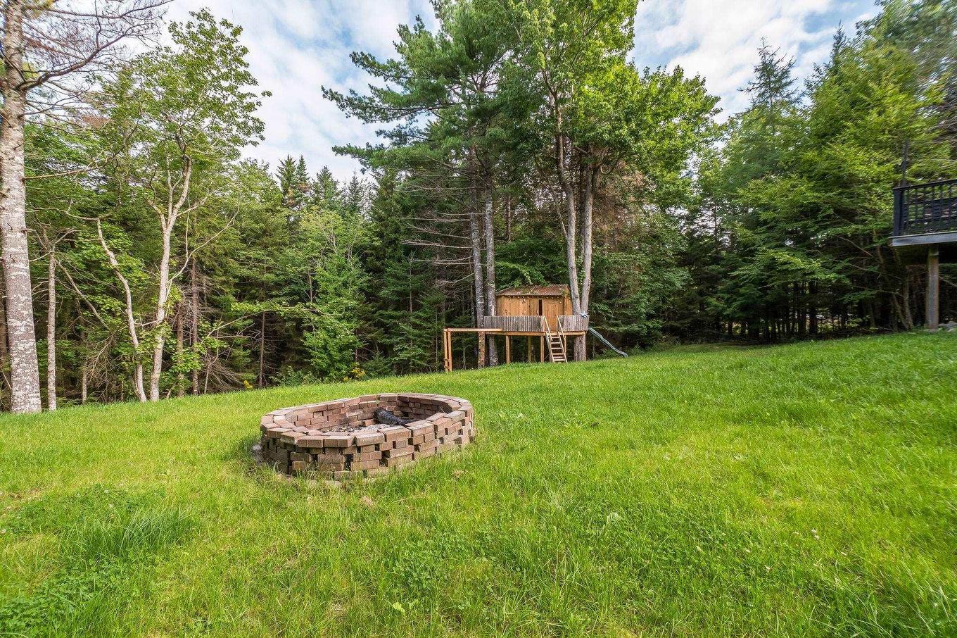 68 Seth Aaron Drive, Halifax, NS - Outdoor