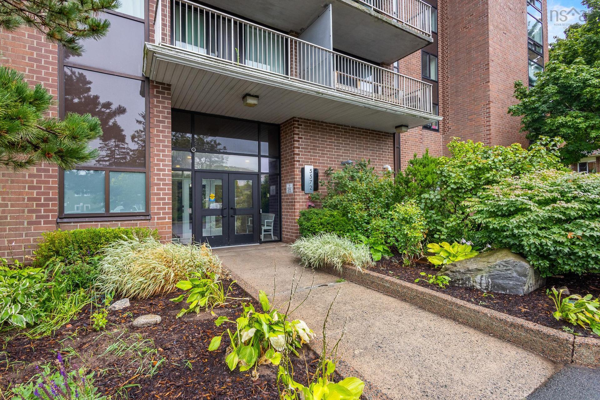 1002 5572 North Ridge Road, Halifax, NS - Outdoor With Balcony