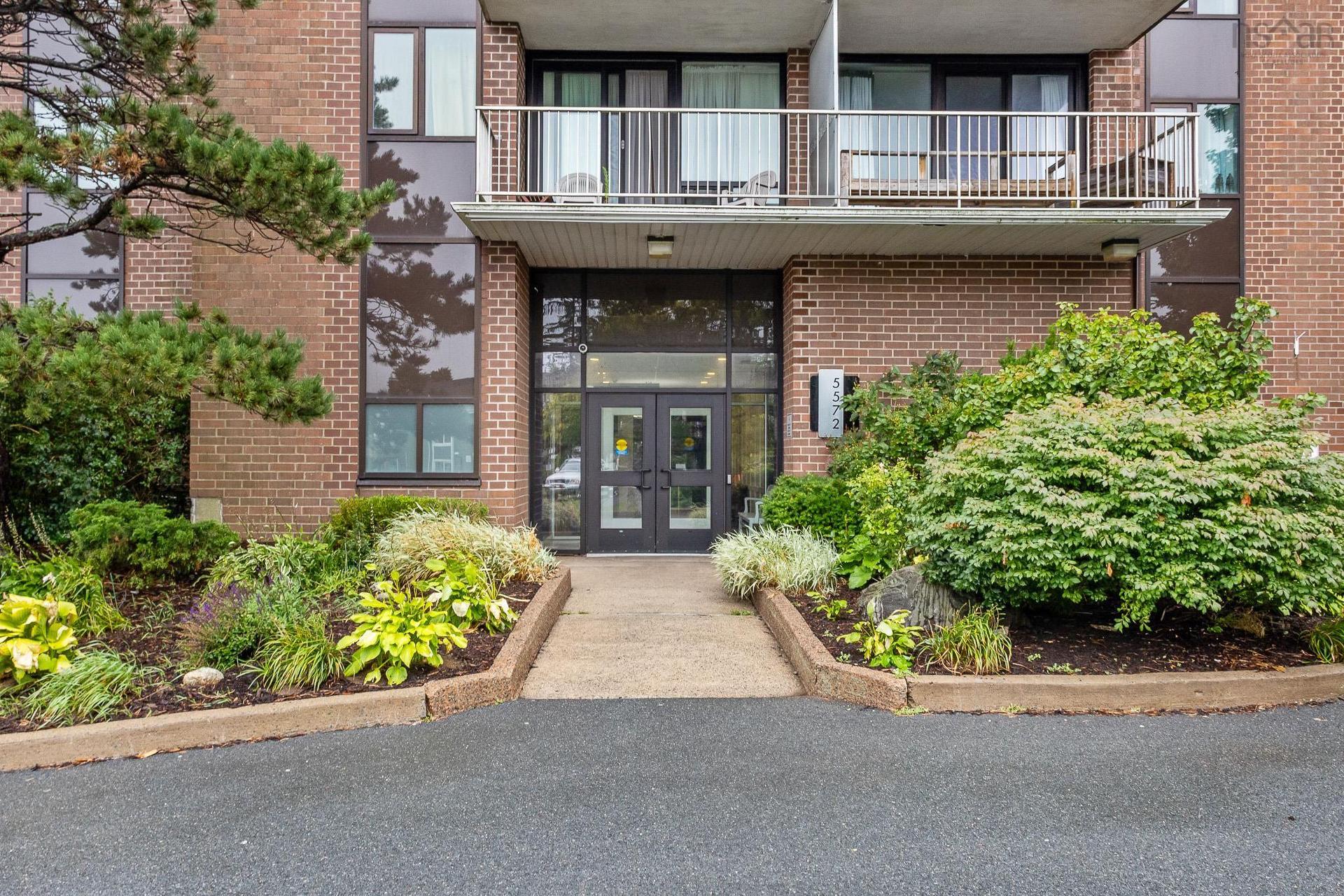 1002 5572 North Ridge Road, Halifax, NS - Outdoor With Balcony