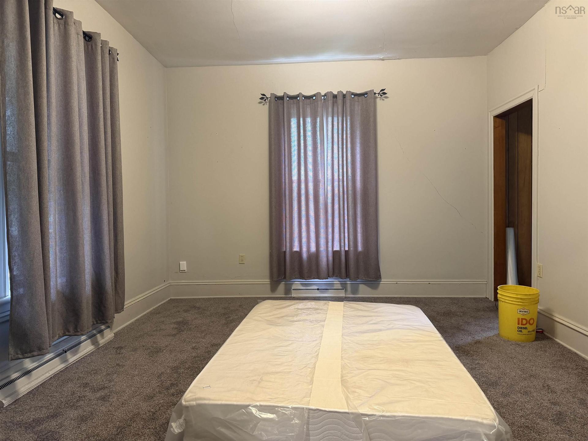 280 Marsh Street, New Glasgow, NS - Indoor