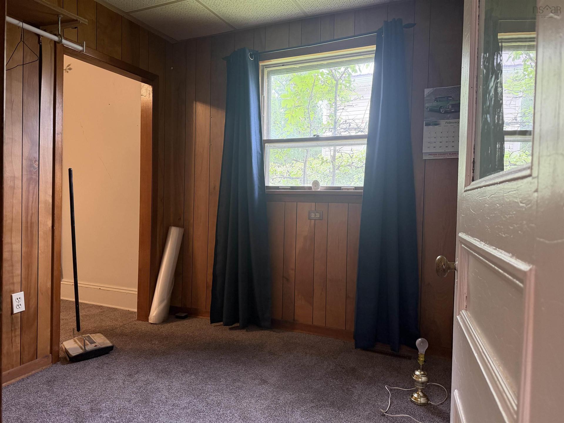 280 Marsh Street, New Glasgow, NS - Indoor Photo Showing Other Room