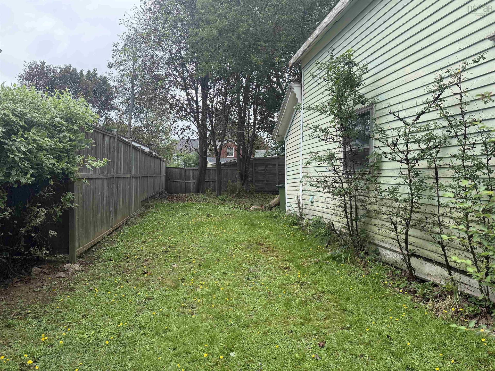 280 Marsh Street, New Glasgow, NS - Outdoor