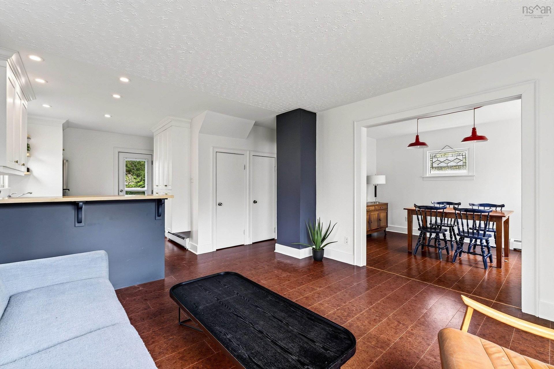 1 Piers Avenue, Fairmount, NS - Indoor Photo Showing Other Room