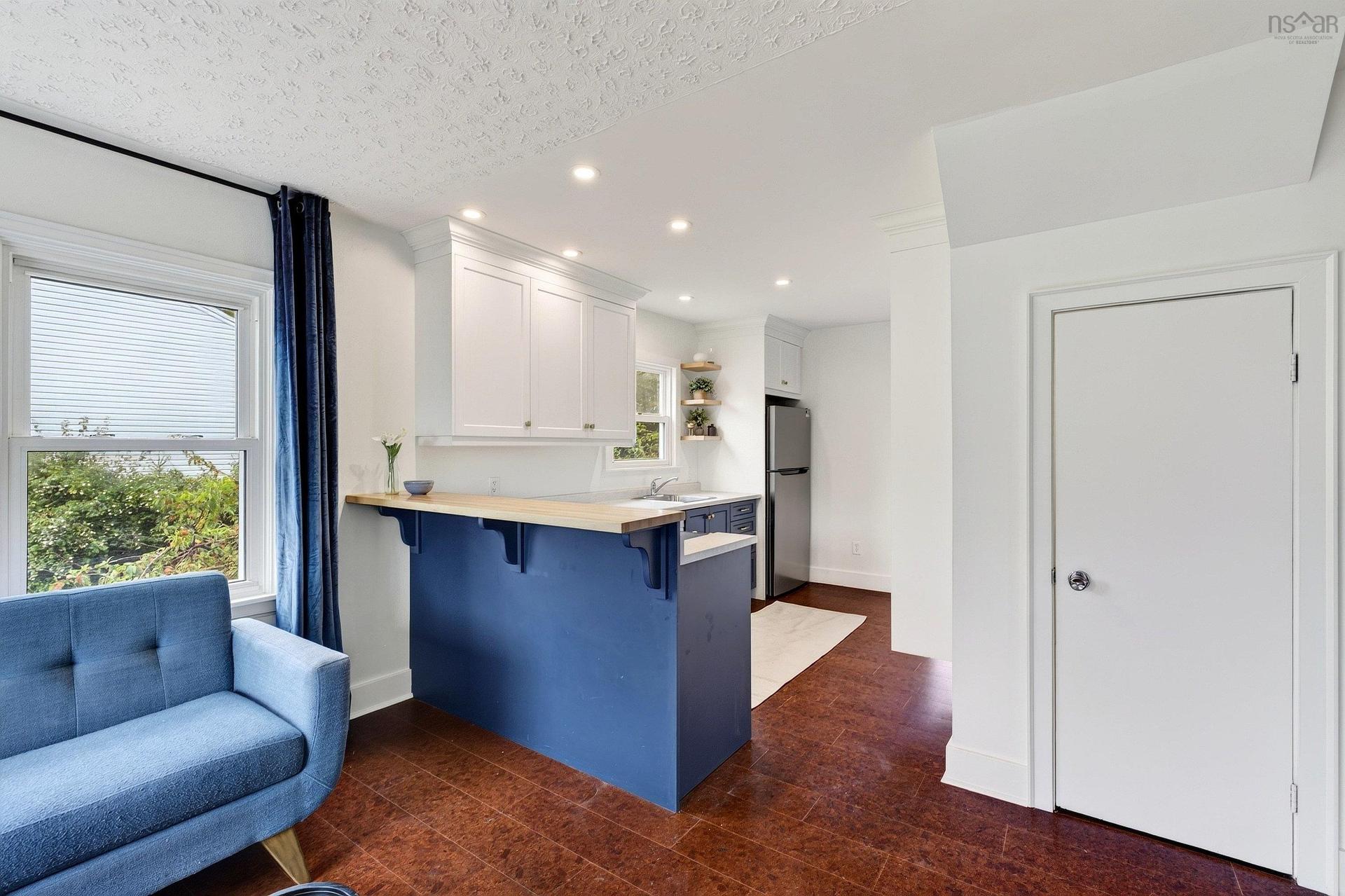 1 Piers Avenue, Fairmount, NS - Indoor Photo Showing Kitchen