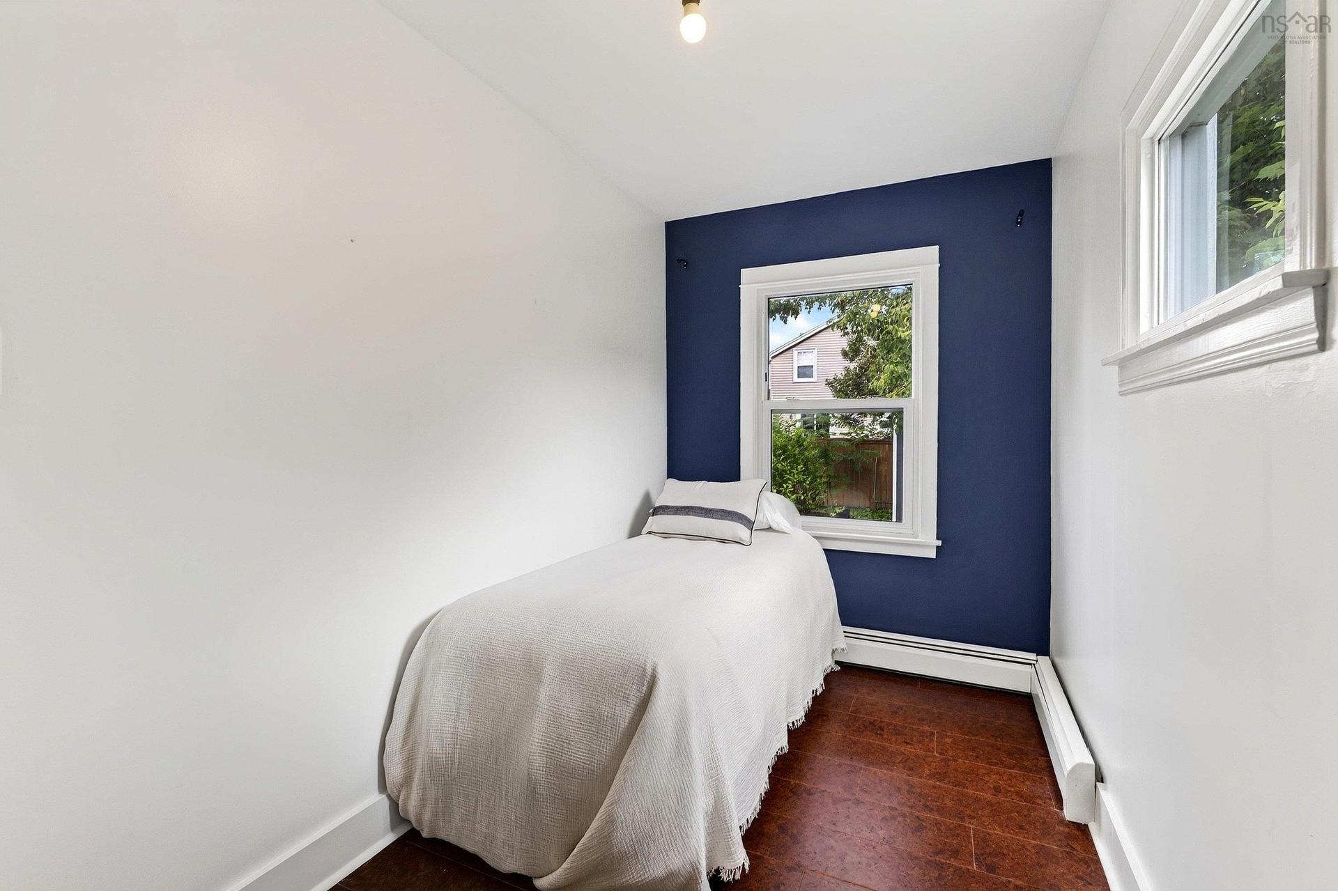 1 Piers Avenue, Fairmount, NS - Indoor Photo Showing Bedroom