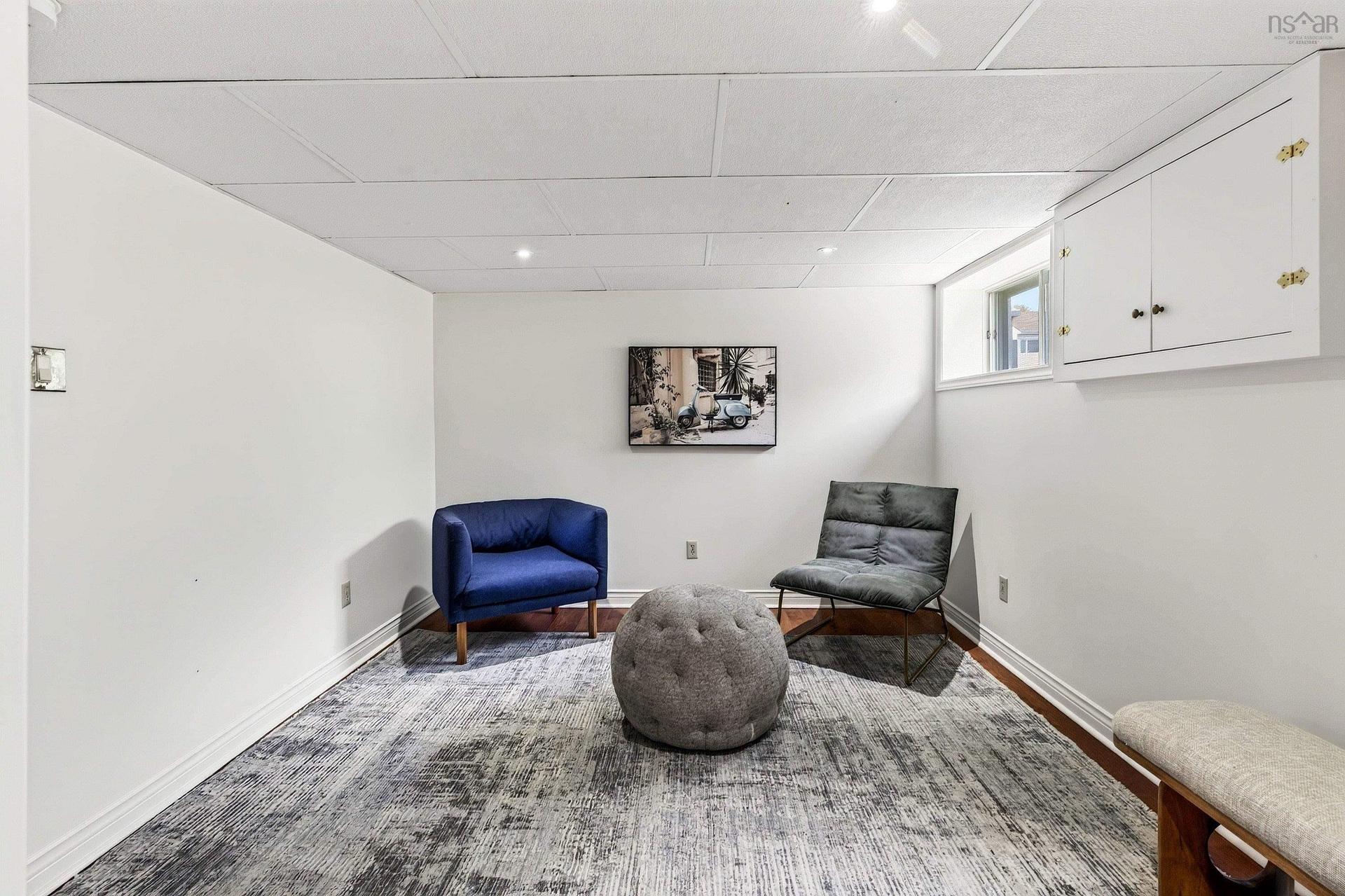 1 Piers Avenue, Fairmount, NS - Indoor Photo Showing Other Room
