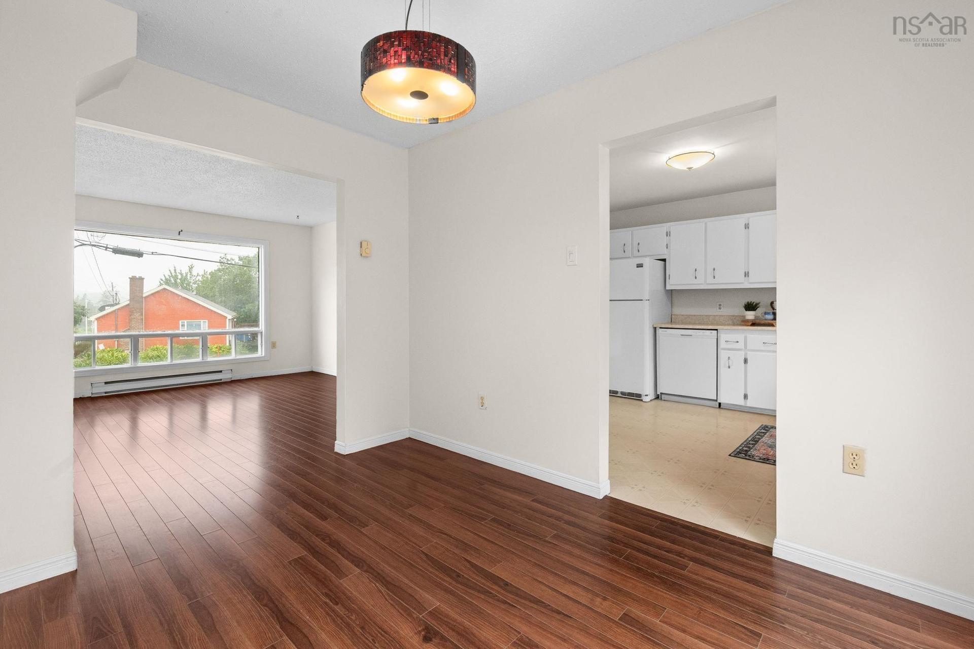 1B Smith Avenue, Cole Harbour, NS - Indoor